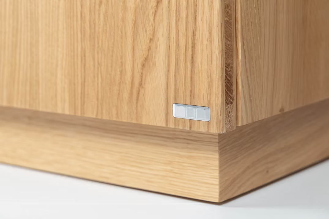 bulbaum "handgemaach" 3-türiger Kleiderschrank "klädaschaaf"