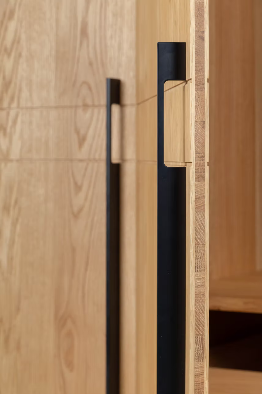 bulbaum "handgemaach" 3-türiger Kleiderschrank "klädaschaaf"