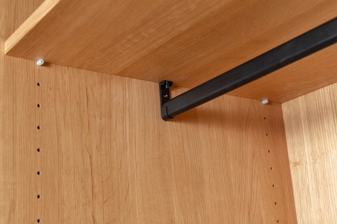 bulbaum "handgemaach" 3-türiger Kleiderschrank "klädaschaaf"