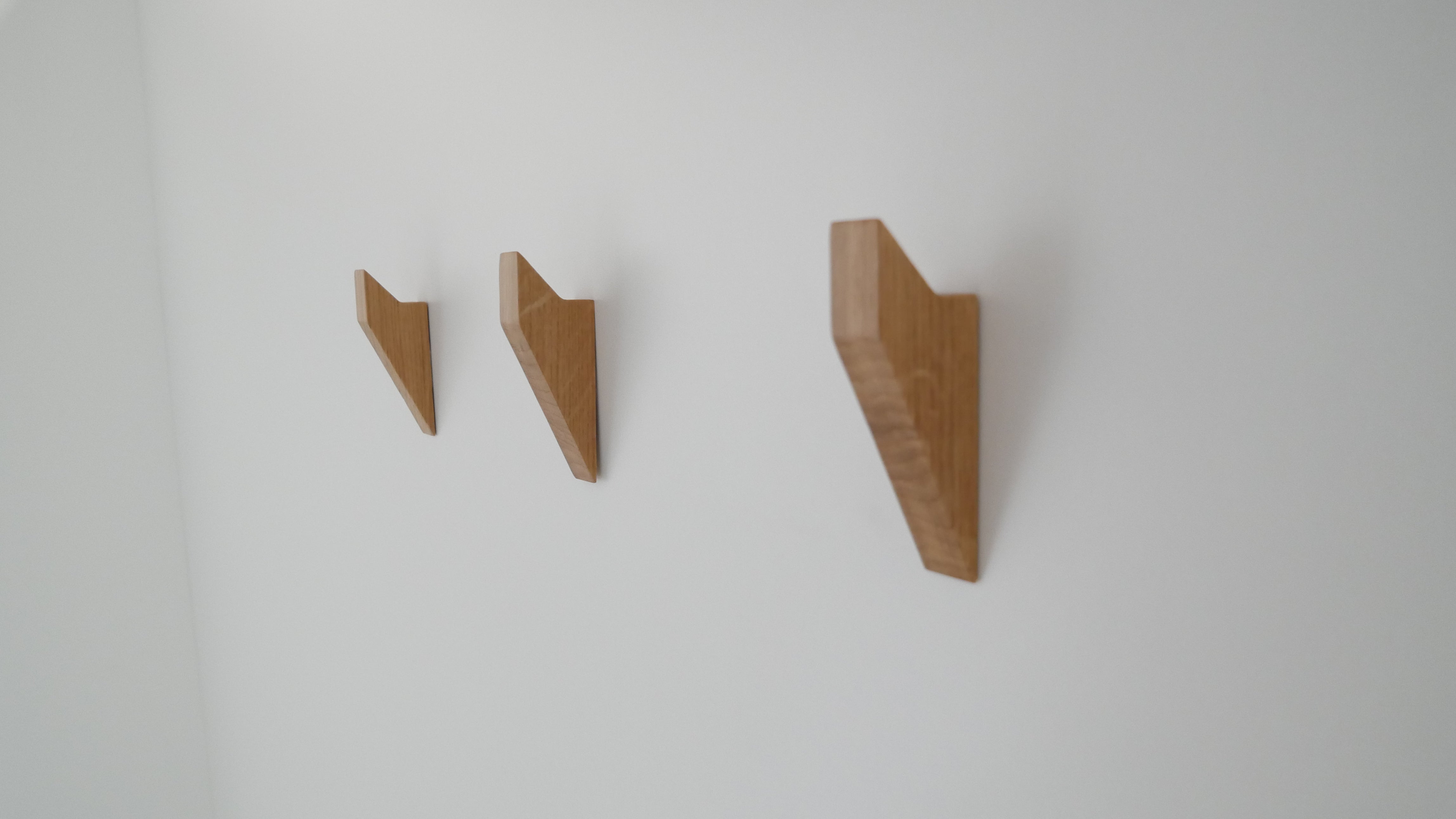 3er Set Garderobenhaken aus Eiche "Hink Opp"