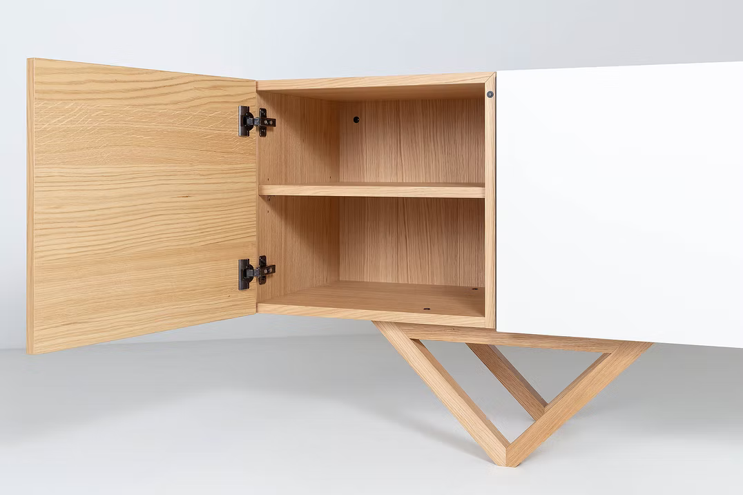 bulbaum "handgemaach" Lowboard "drei mäta"